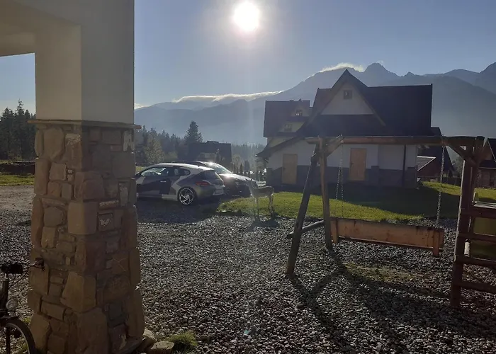 Сasa de vacaciones Noclegi Domek *